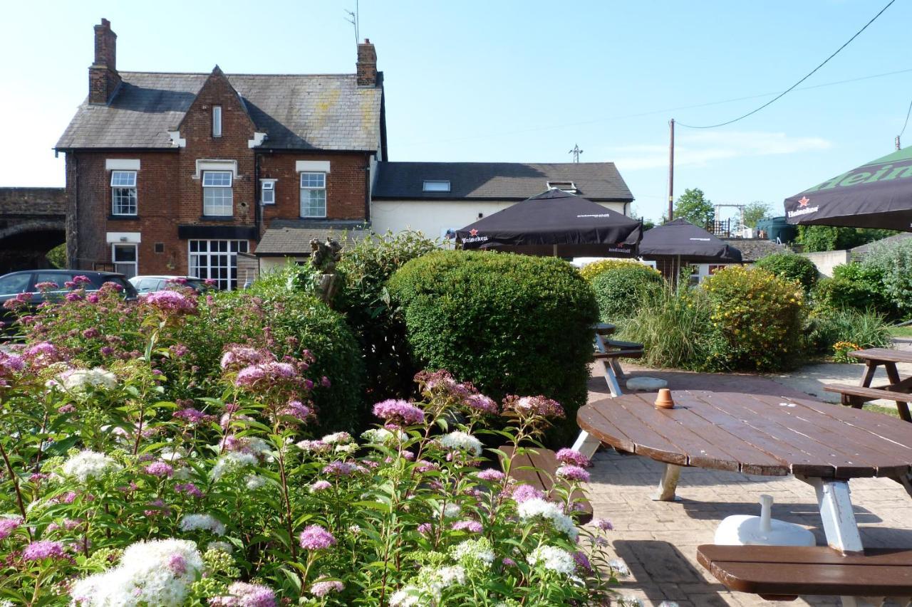 Railway Inn Culham ภายนอก รูปภาพ